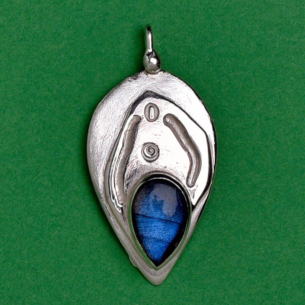feilgold-goldschmiede-wiesbaden-susanne-geiger-serie-vulva-2023-13