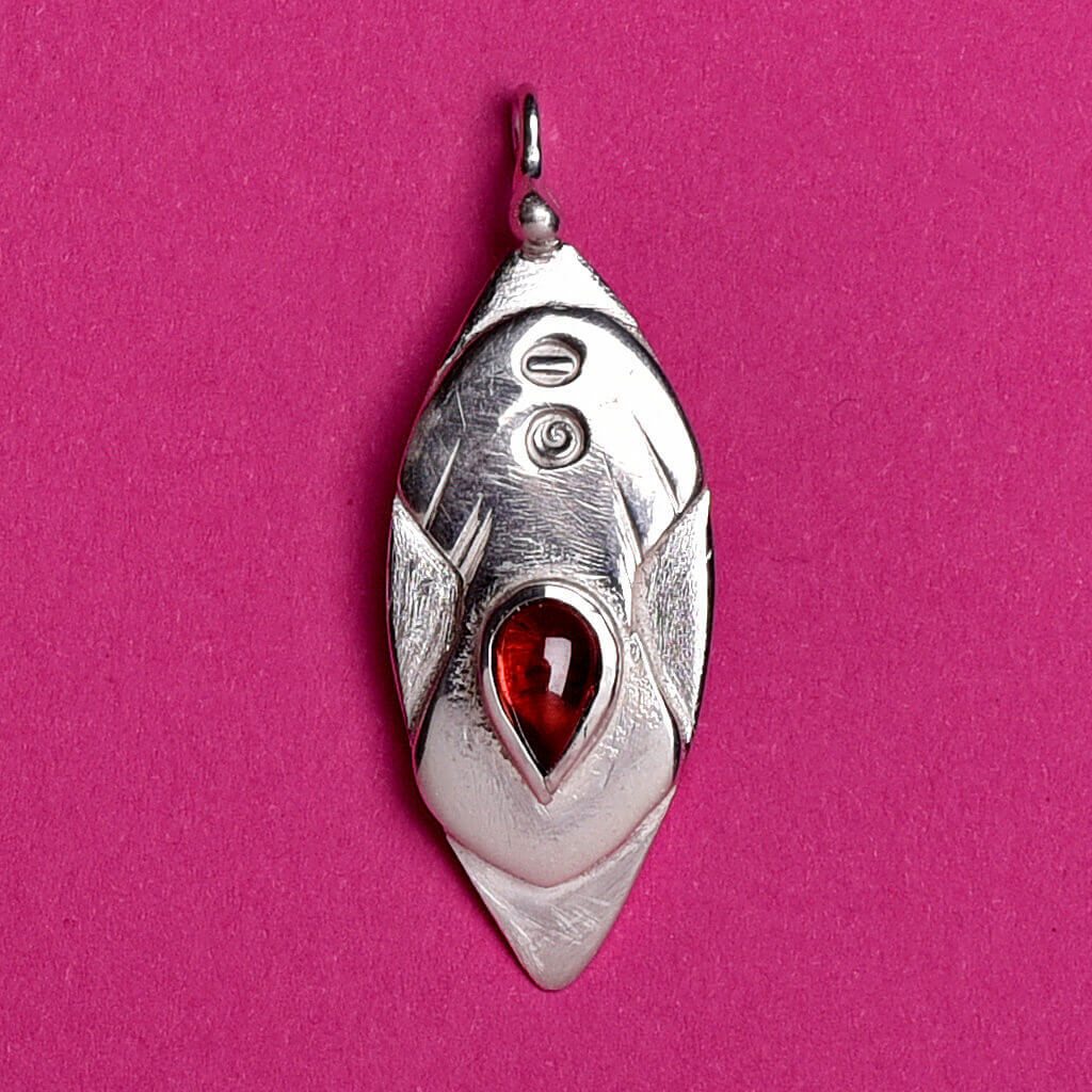 feilgold-goldschmiede-wiesbaden-susanne-geiger-serie-vulva-2023-9